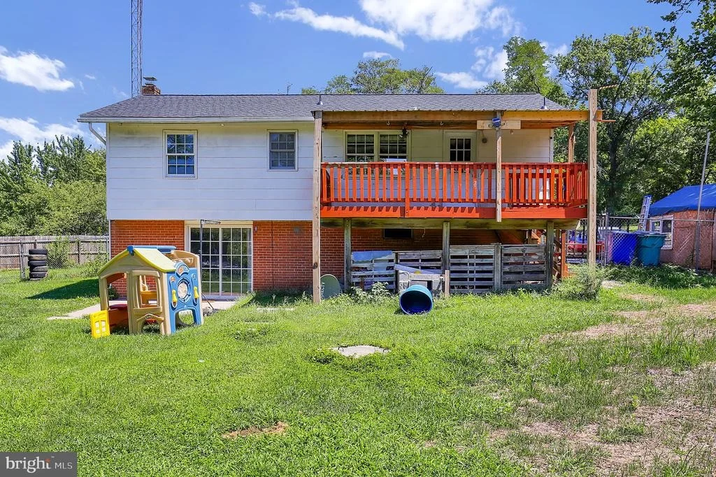 Photo of 6621 WILLIS LANE