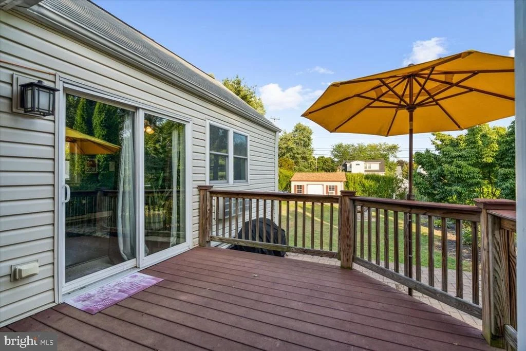 Photo of 604 LEE PLACE
