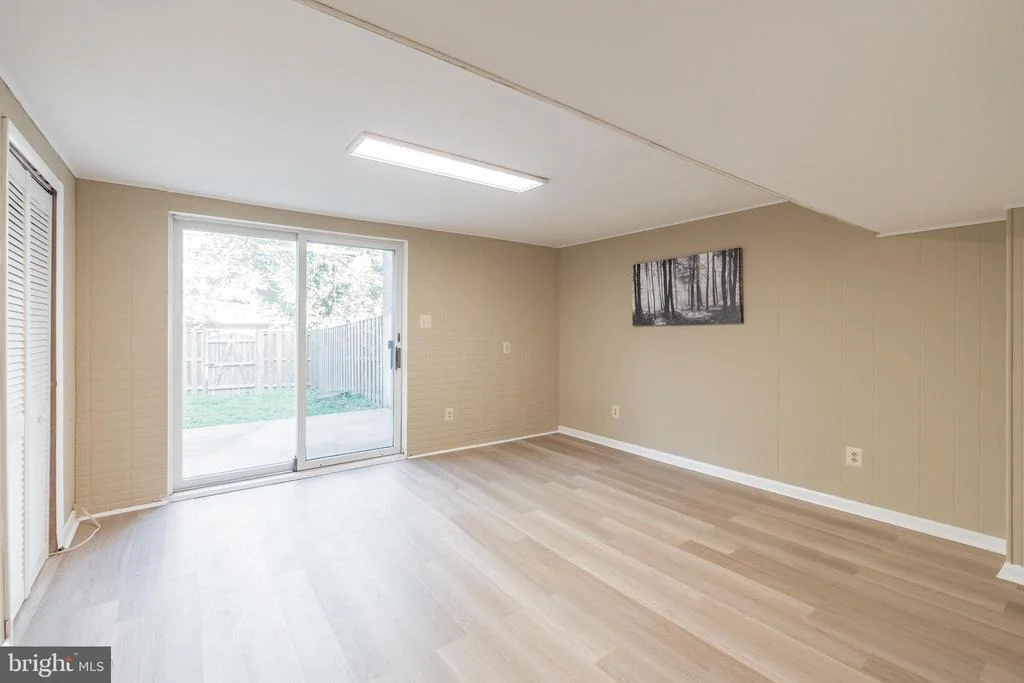 Photo of Unit 5C at 8471 IMPERIAL DRIVE
