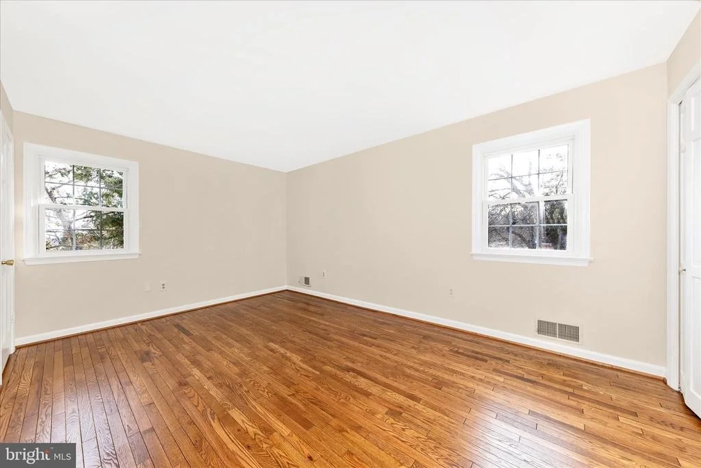 Photo of 5815 MEADOW DRIVE