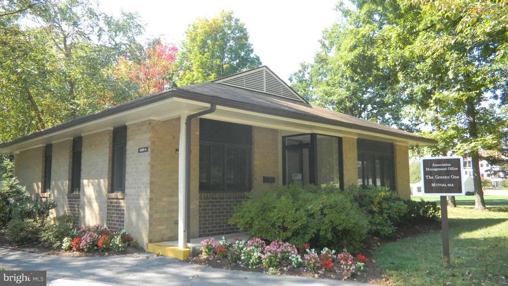 Photo of Unit 1215 at 15101 INTERLACHEN DRIVE