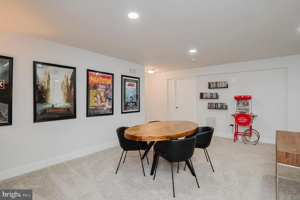 Photo of 2525 EASY STREET