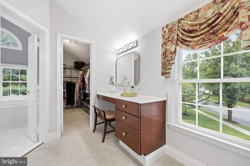 Photo of 5019 TOTHILL