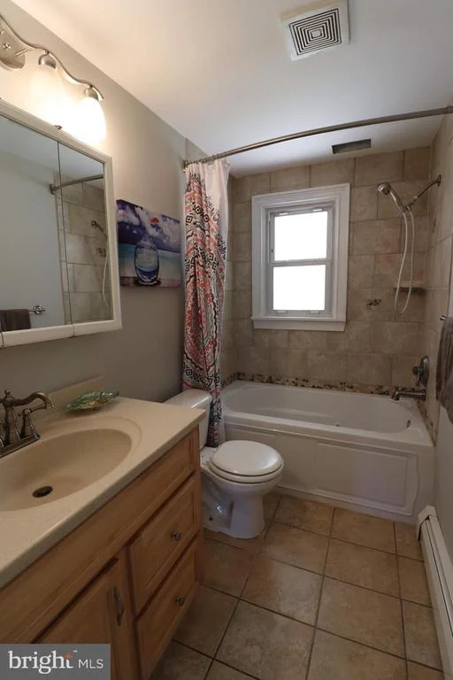 Photo of 708 N WARFIELD DRIVE