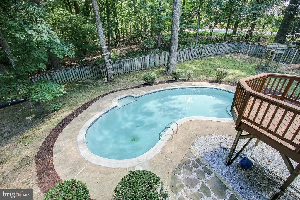 Photo of 7109 LONG VIEW ROAD
