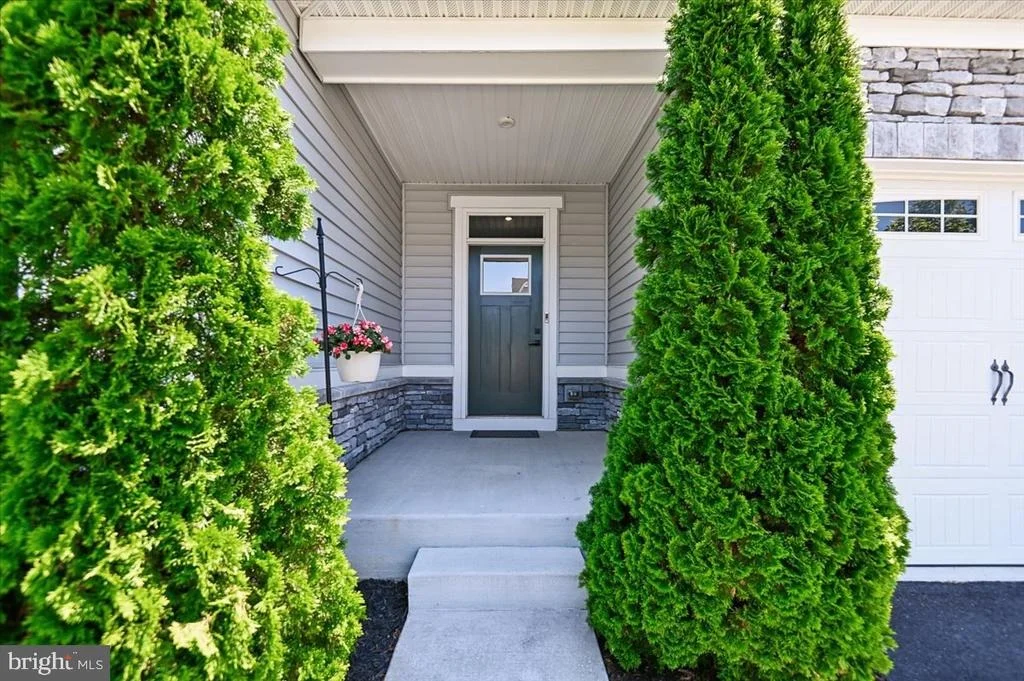 Photo of 2152 NOTTOWAY DRIVE
