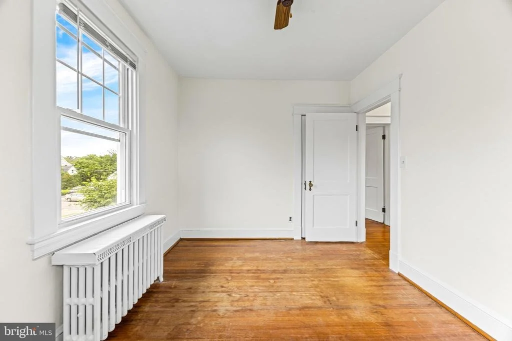 Photo of 1257 CIRCLE DRIVE