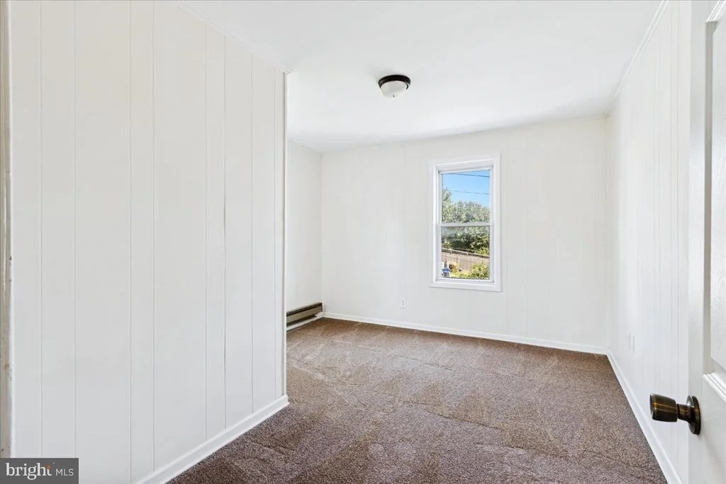 Photo of 311 N MAPLE AVENUE N