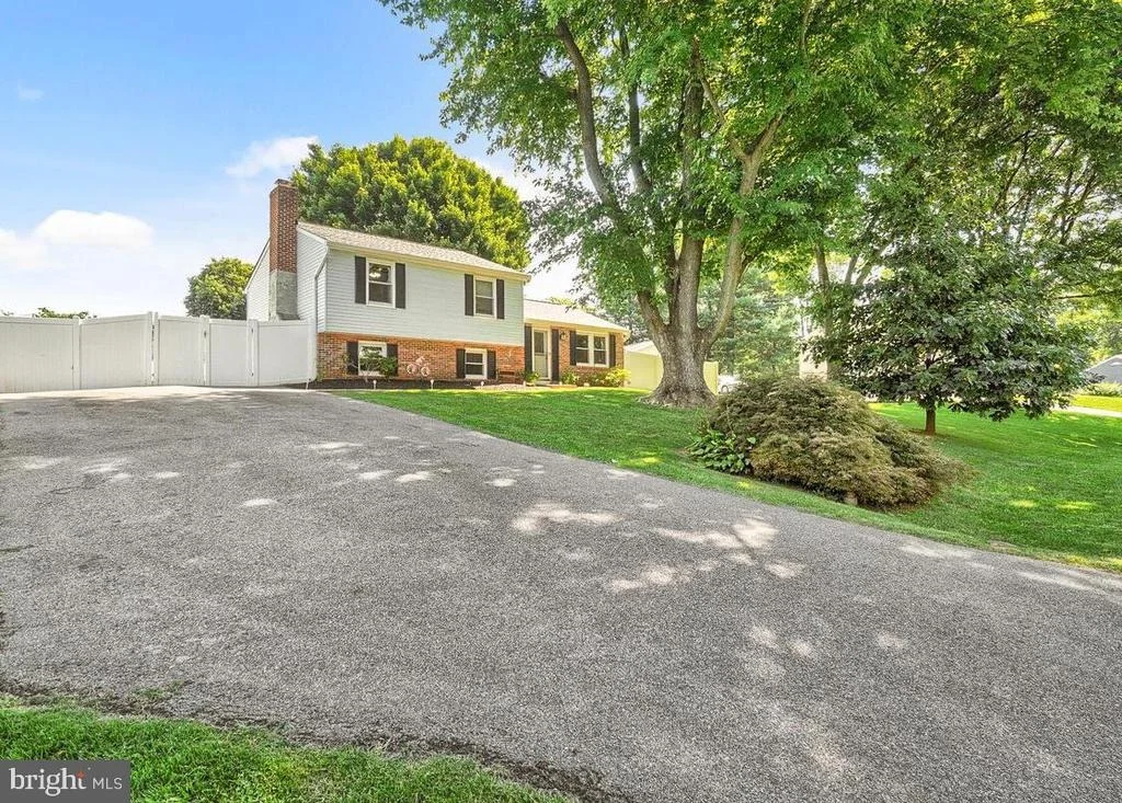 Photo of 4218 GARNET DRIVE