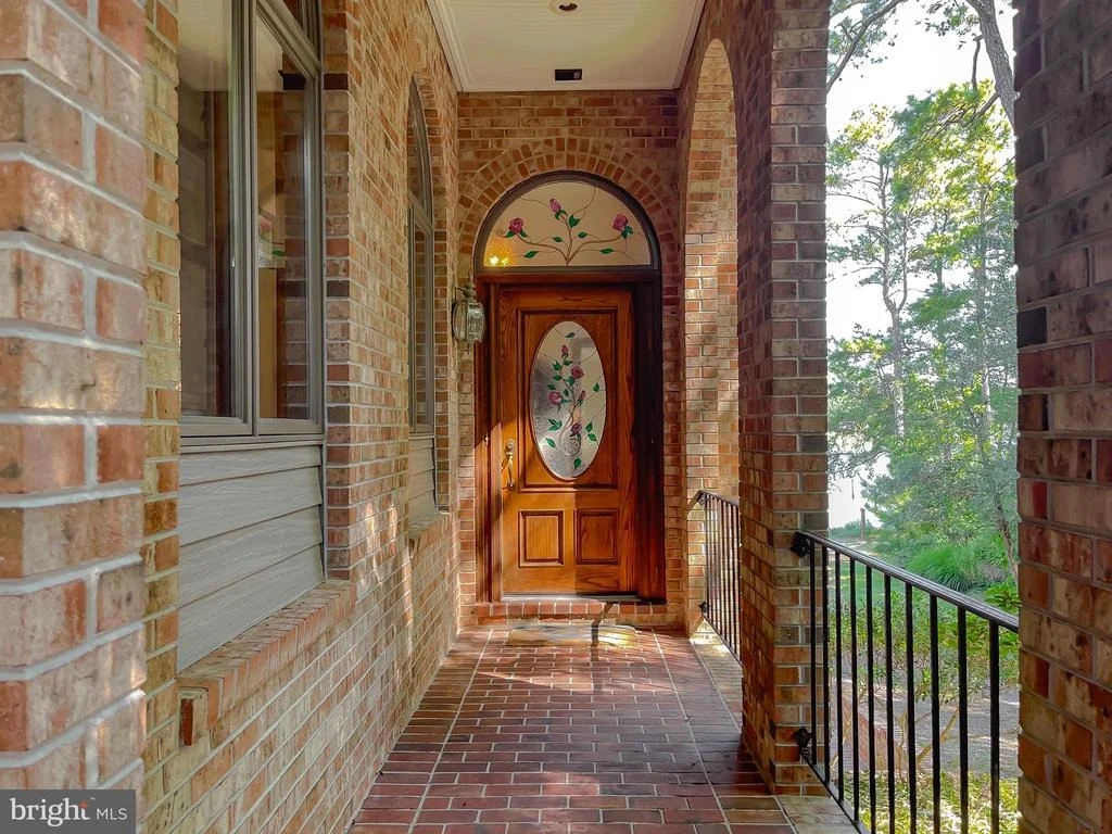 Photo of 222 HARBOR DRIVE