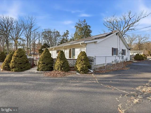 Photo of 2384 WINSLOW ROAD