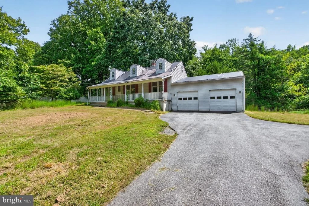 Photo of 15325 HOLLY GROVE ROAD