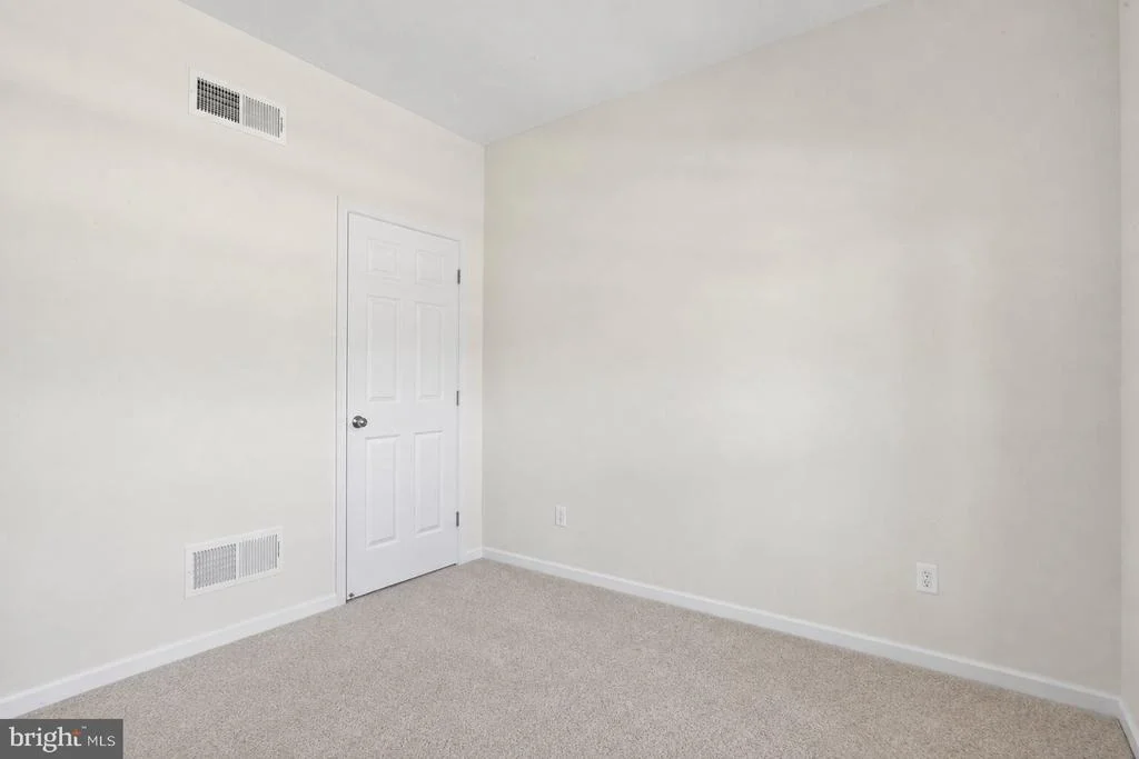 Photo of 2754 HILLFIELD DRIVE