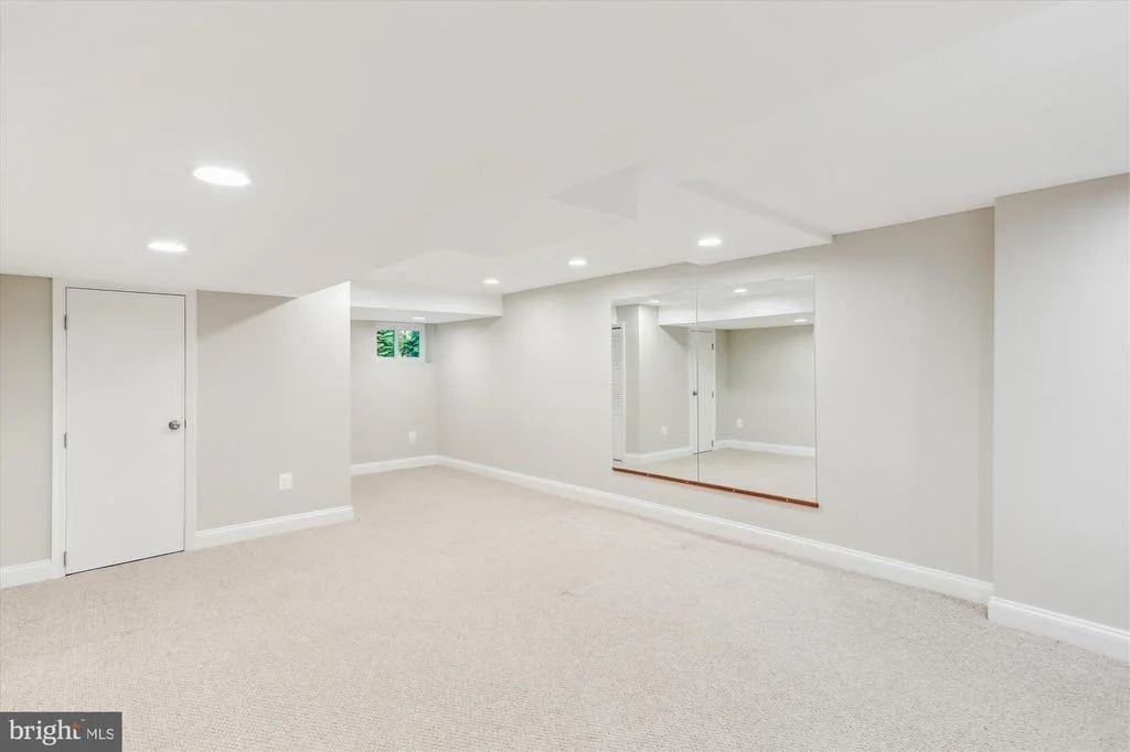 Photo of 813 MIDLAND ROAD