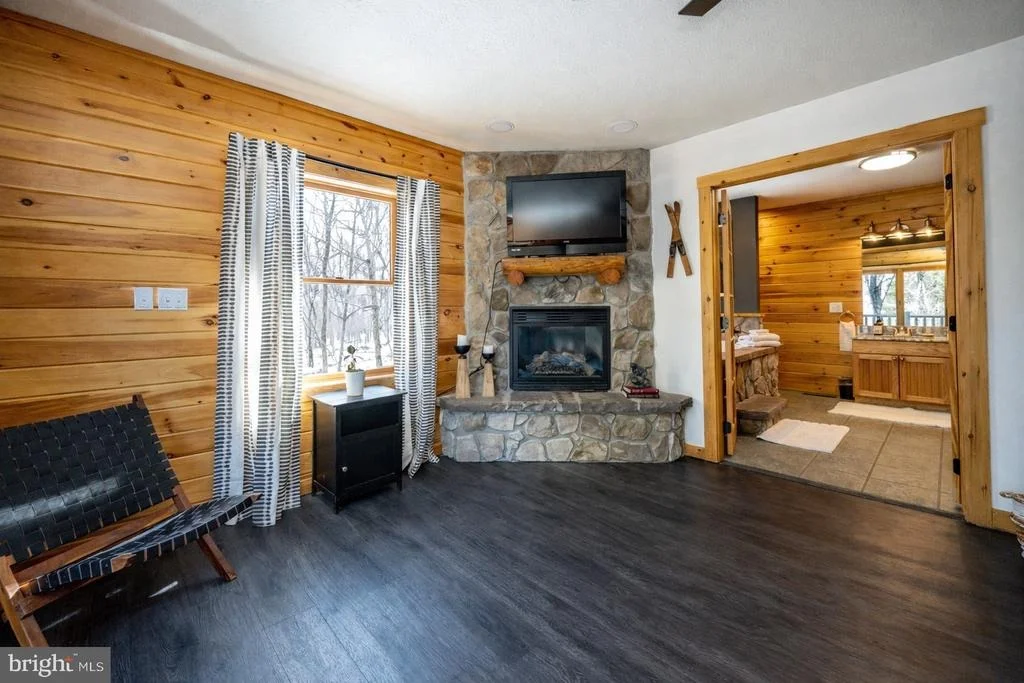 Photo of 660 GLENDALE ROAD
