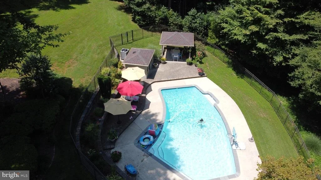 Photo of 5500 BEECH RIDGE DRIVE