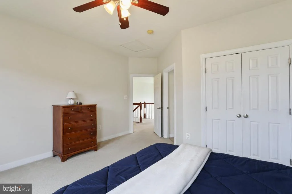 Photo of 10138 ROULETTE DRIVE