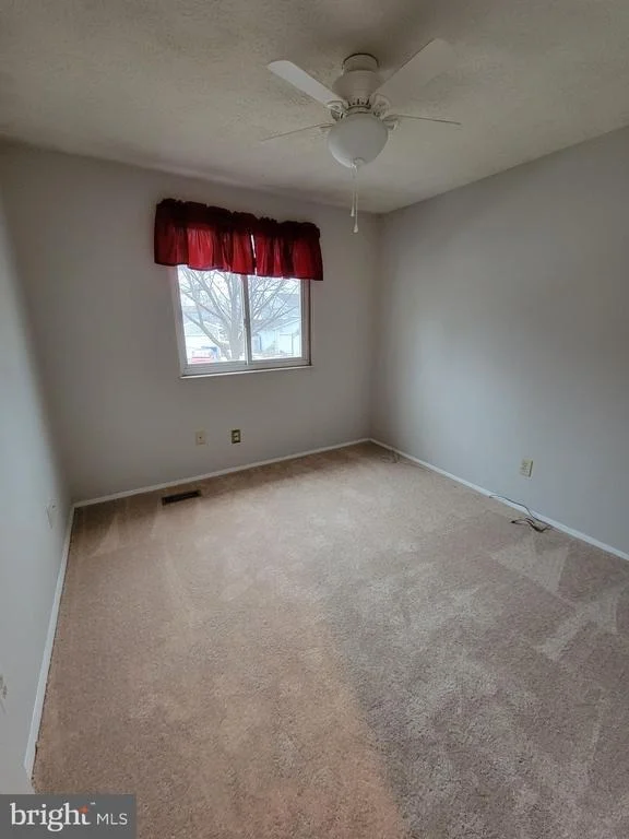 Photo of 1826 MILLSTREAM DRIVE