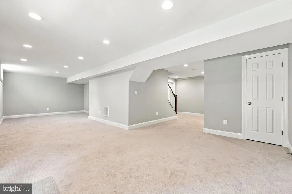 Photo of 7135 LEEDS MANOR ROAD