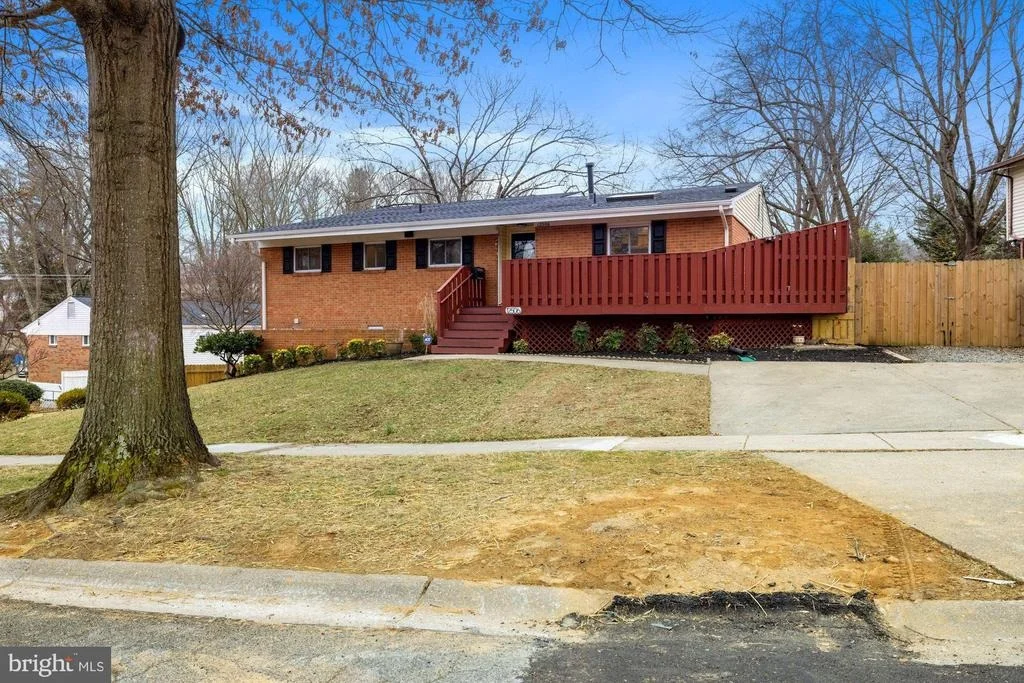 Photo of 12506 MONTCLAIR DRIVE