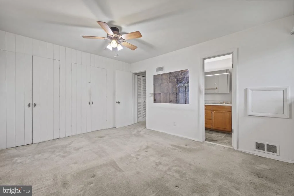 Photo of 2 BUTTONWOOD LANE