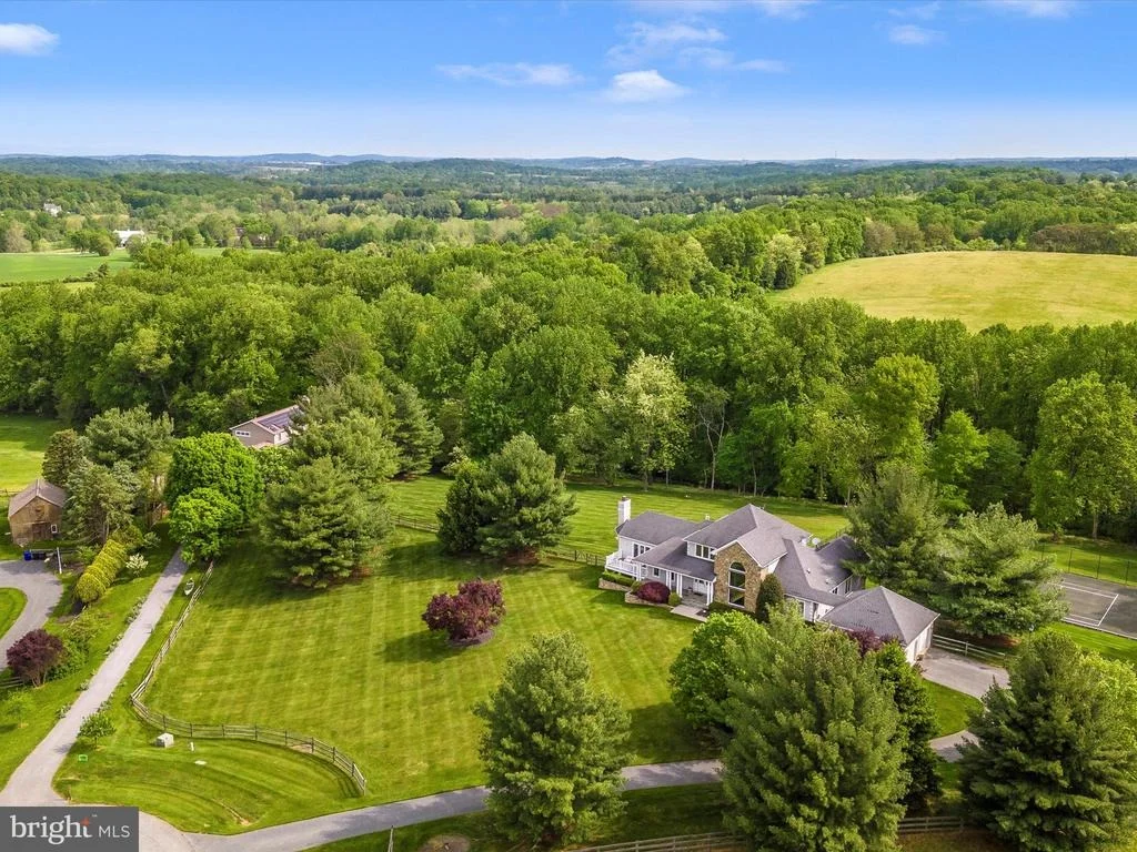 Photo of 17400 RYEFIELD COURT