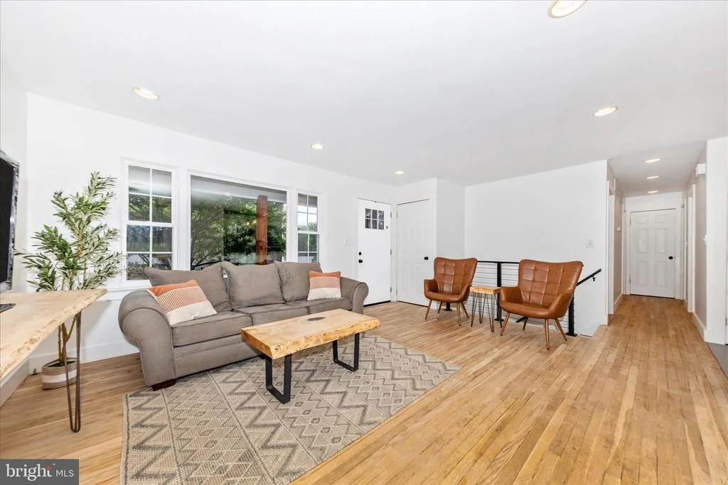 Photo of 28513 WOODVIEW DRIVE