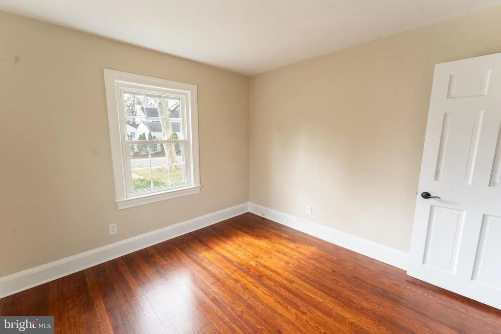 Photo of 227 PINEHURST AVENUE