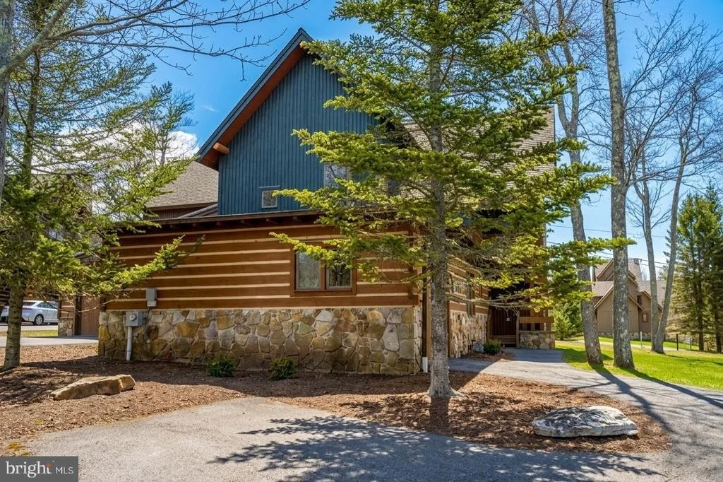 Photo of 93 KENDALL CAMP CIRCLE