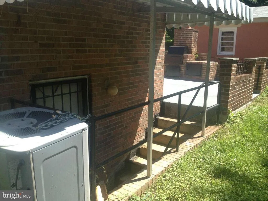 Photo of 7029 CANYON DRIVE