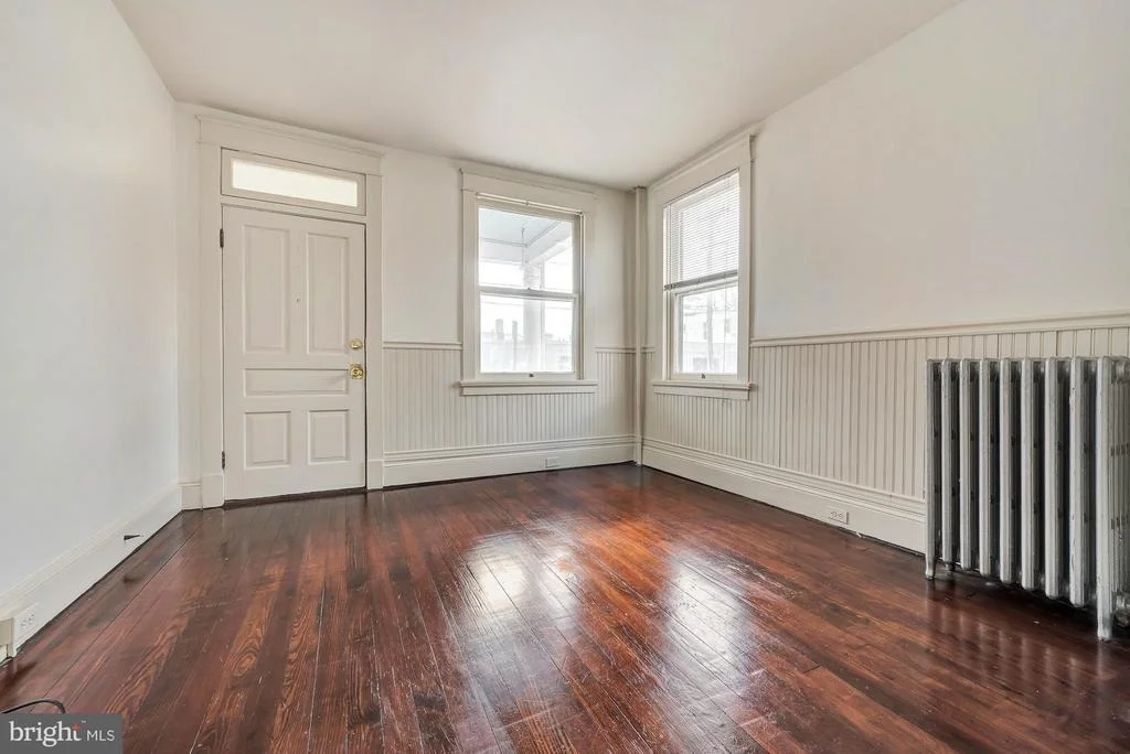 Photo of 5 7TH STREET E