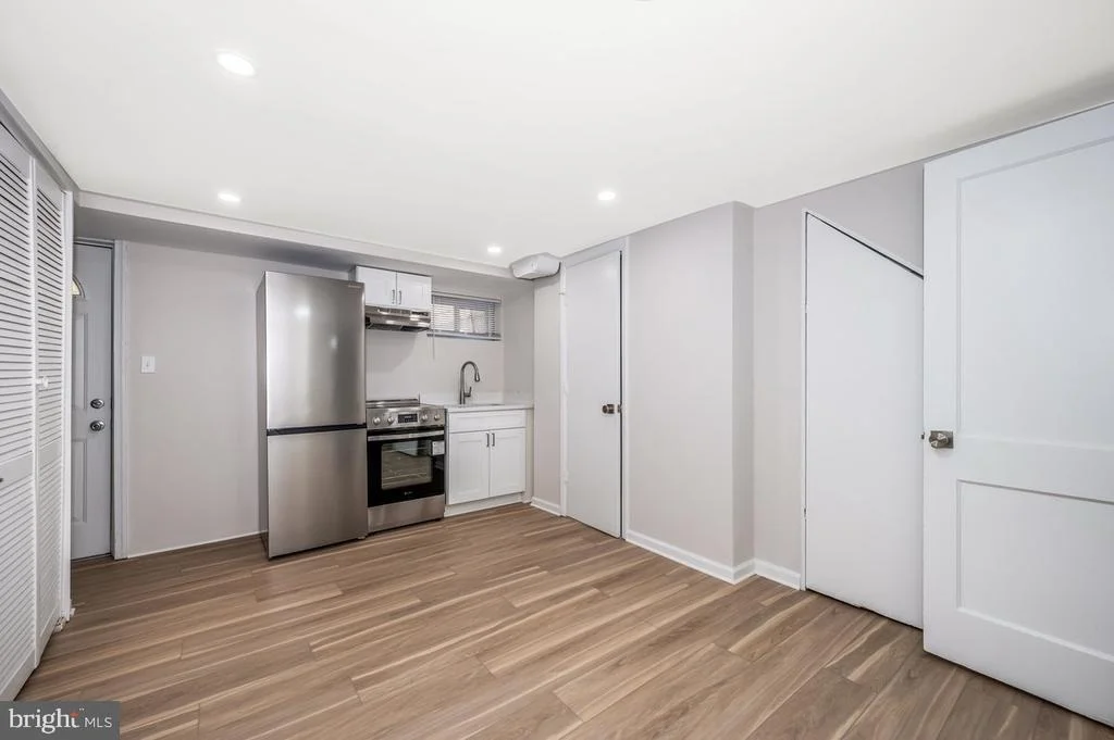 Photo of 3407 FLORAL STREET