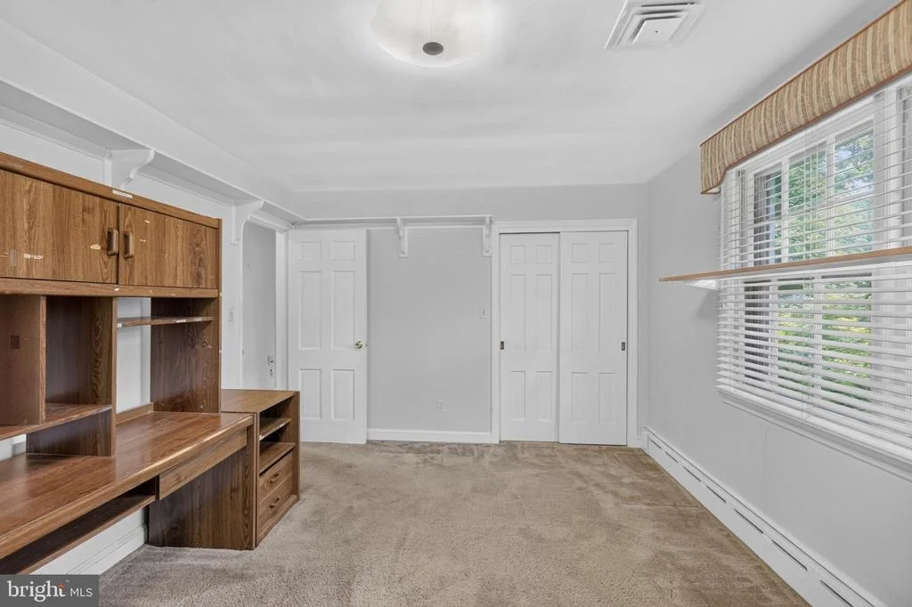 Photo of 10600 GREENACRES DRIVE