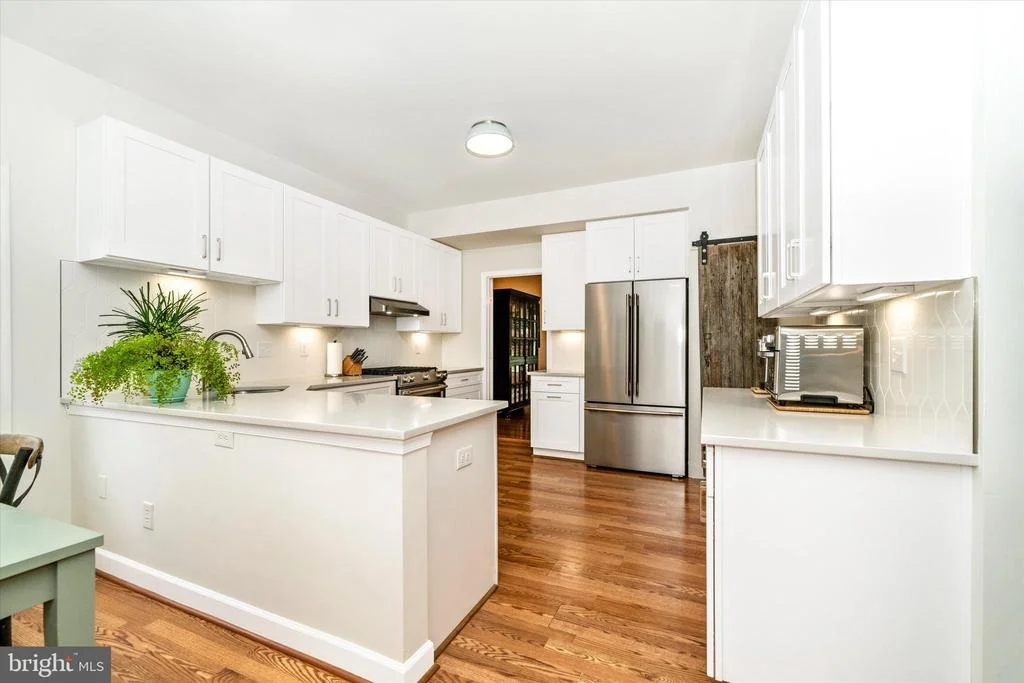 Photo of 2447 MERCHANT STREET