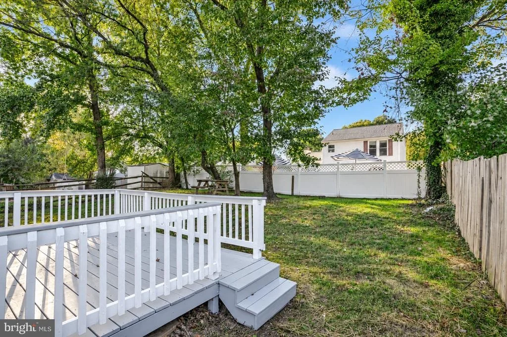 Photo of 8706 MISSION ROAD