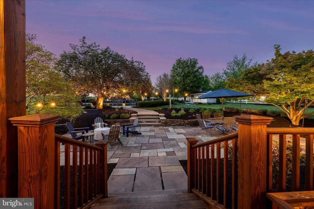 Photo of 6170 CHALLEDON CIRCLE