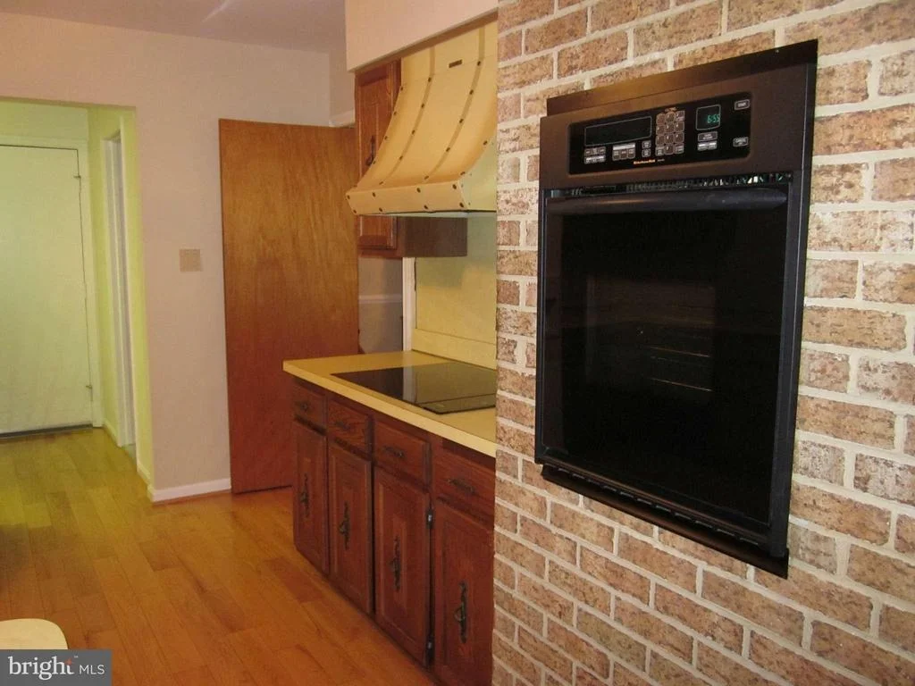 Photo of 18612 MUNCASTER ROAD