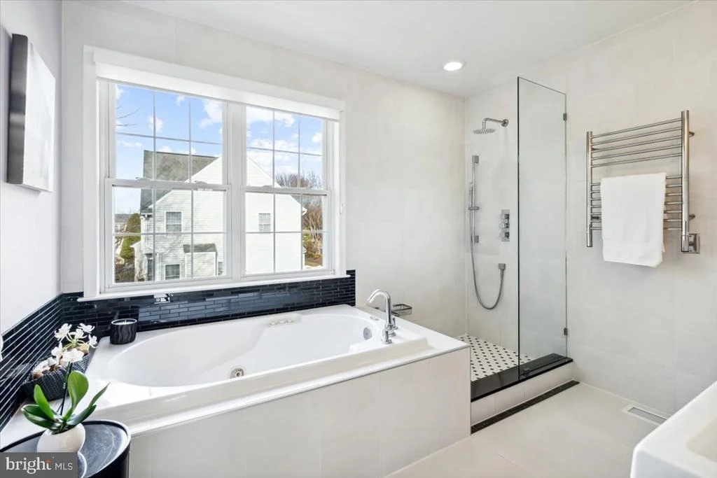 Photo of 2554 BEAR DEN ROAD