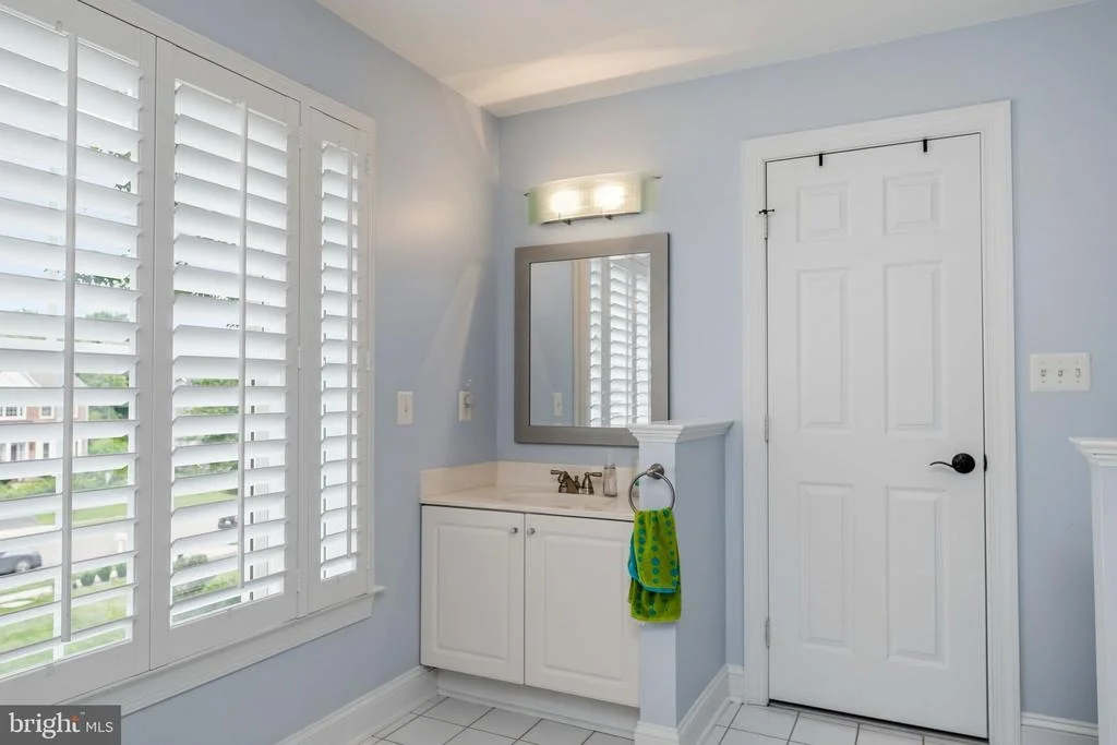 Photo of 9809 JOHN ROBERT WAY