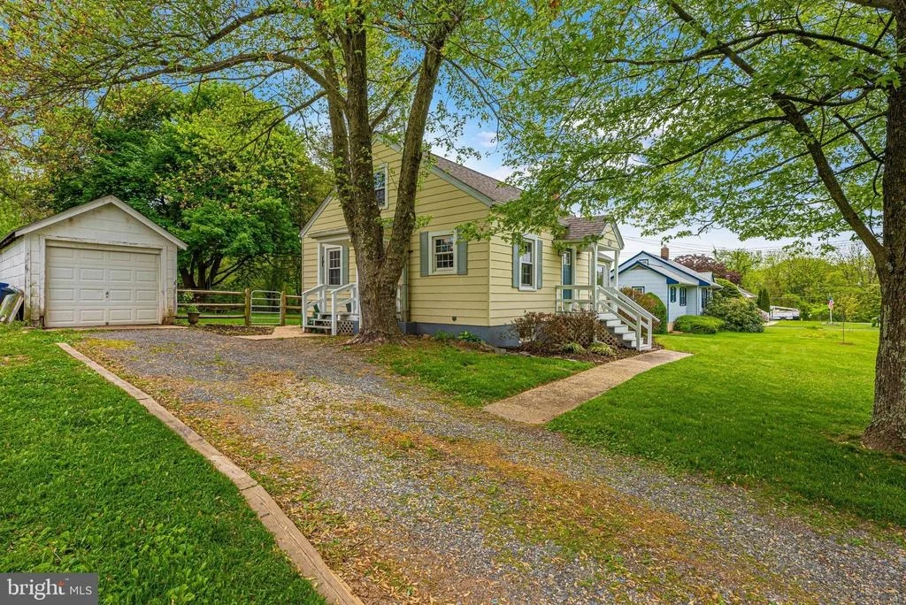 Photo of 9510 PLEASANT PLAINS ROAD