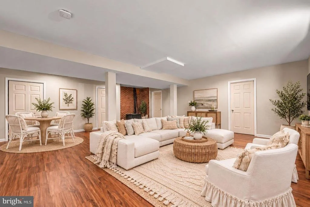 Photo of 1672 THRASHER DRIVE
