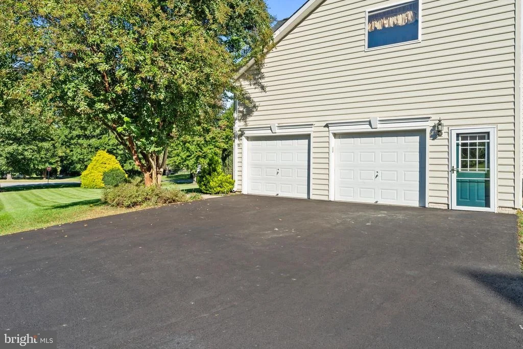 Photo of 3300 LANCER COURT