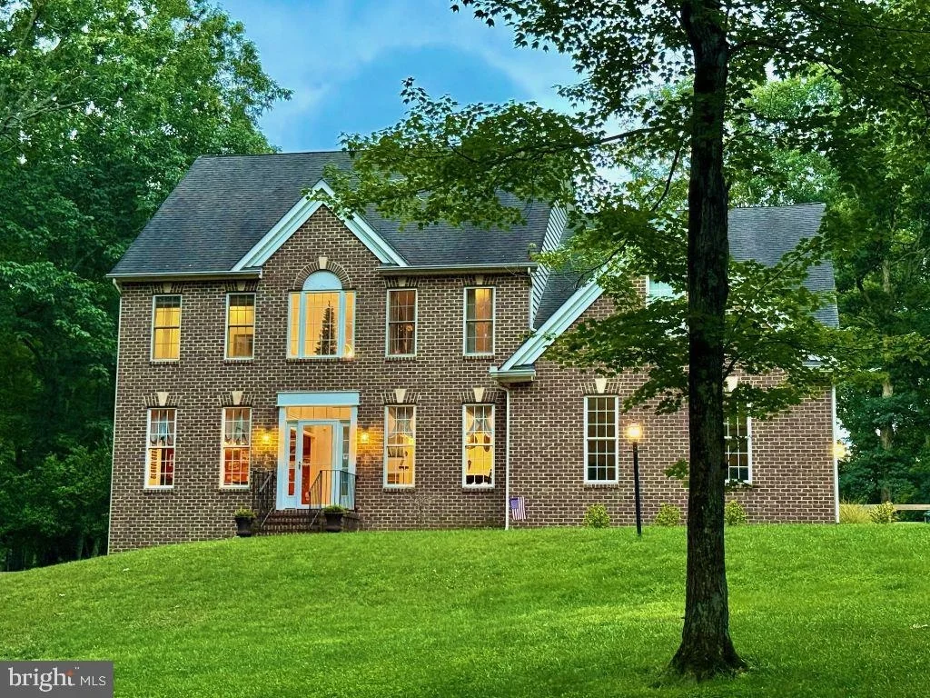 Photo of 13611 PERIMETER DRIVE