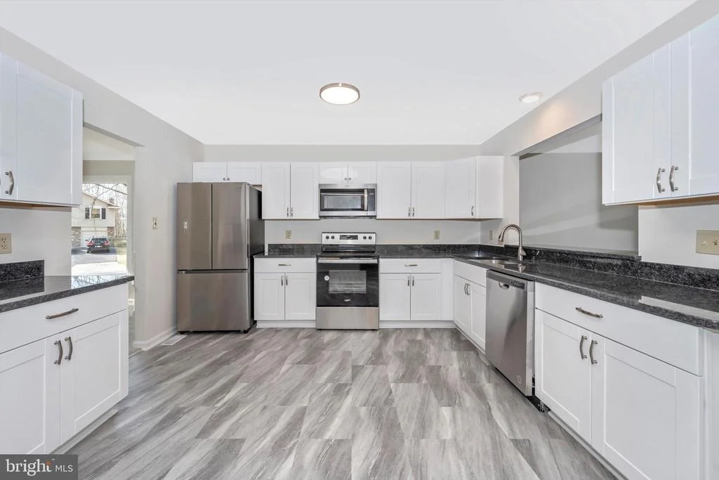 Photo of 10812 EBERHARDT DRIVE