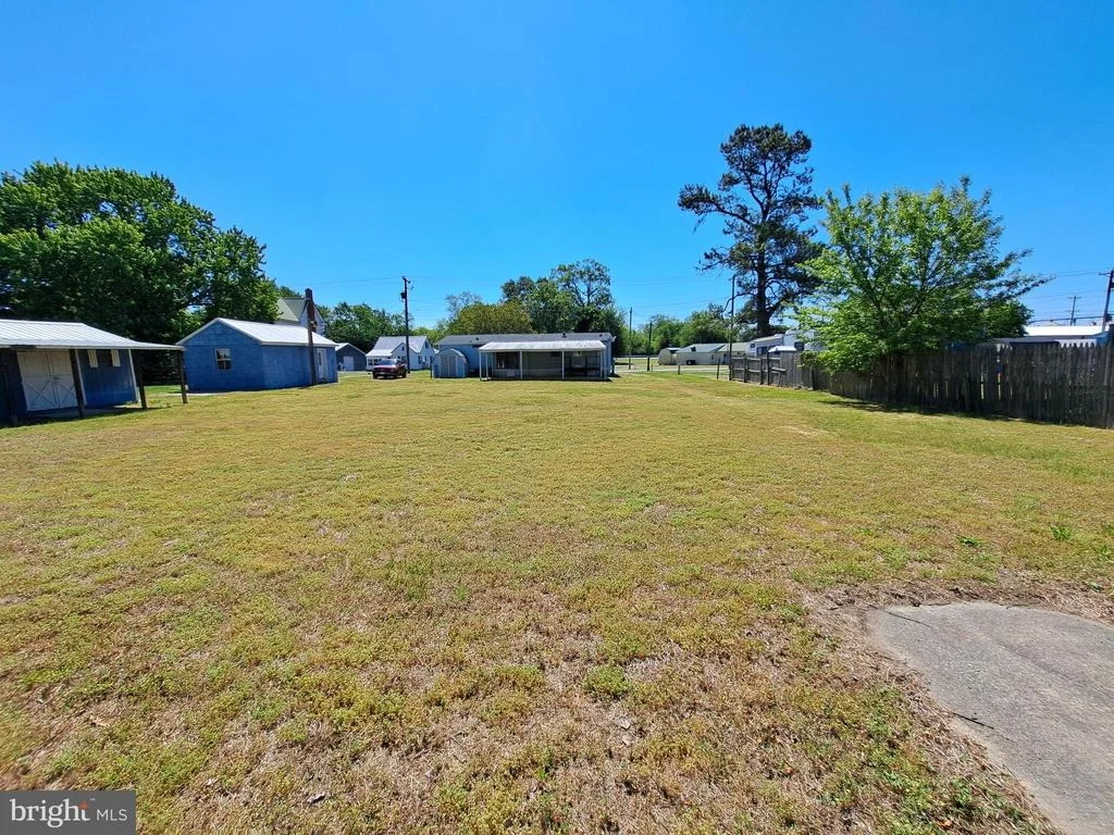 Photo of 6706 WHITELEY ROAD