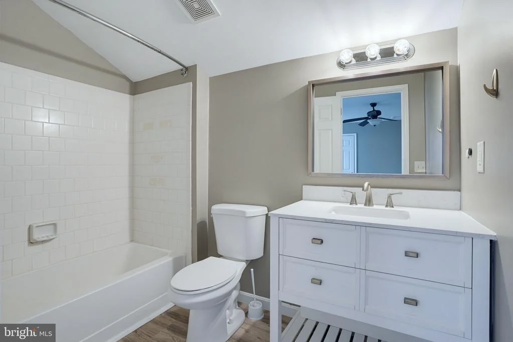 Photo of 19 HEATHERFIELD WAY
