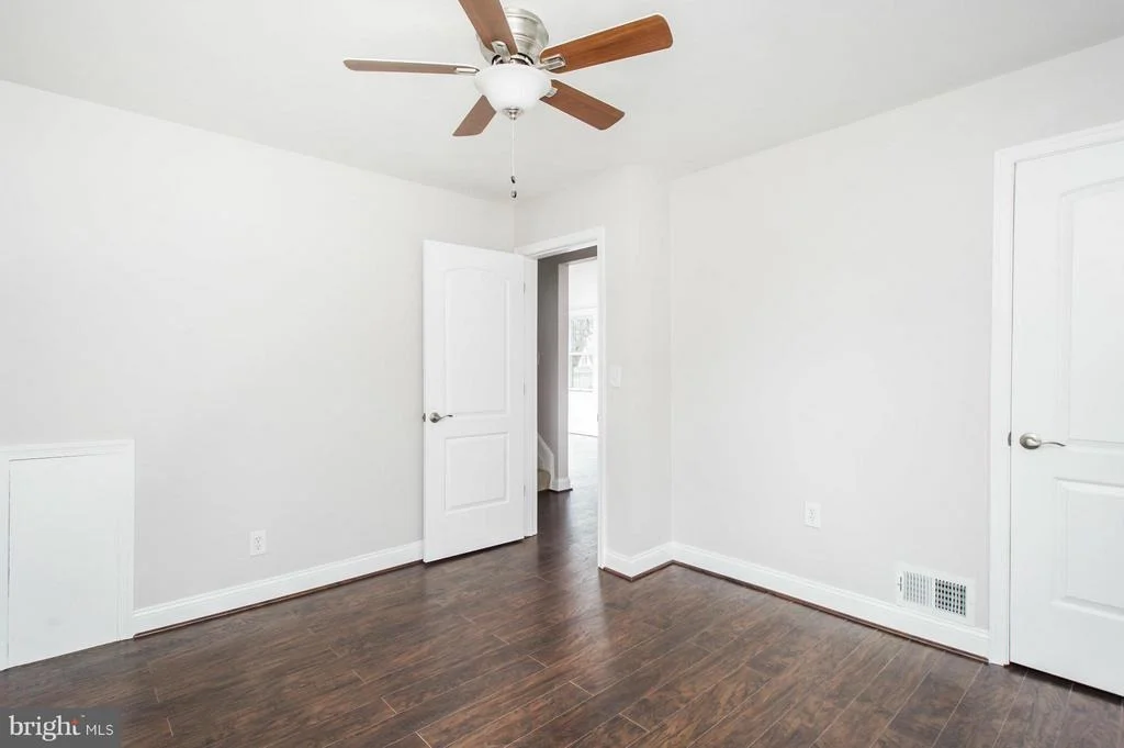 Photo of 9905 SUTHERLAND ROAD