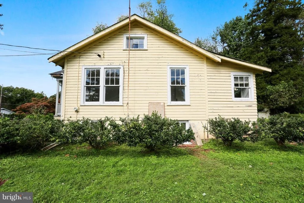 Photo of 11409 MAPLEVIEW DRIVE