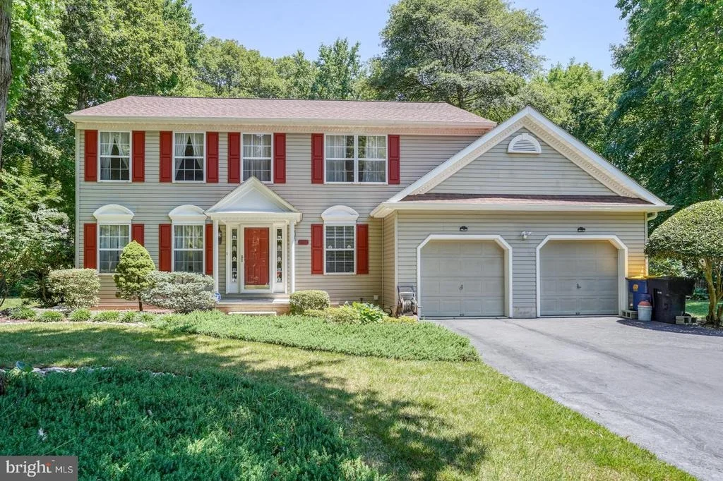 Photo of 305 PEBBLE VALLEY PLACE