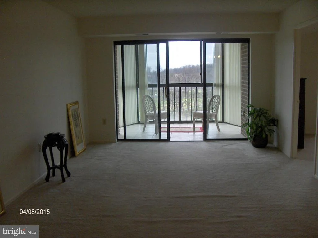 Photo of Unit 1706 at 15101 INTERLACHEN DRIVE